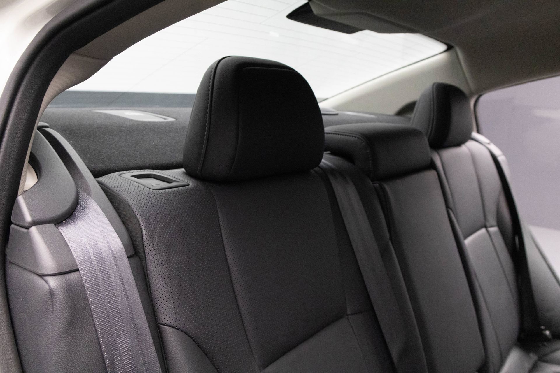 Used 2022 Subaru Legacy Limited image 34