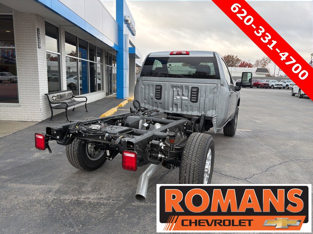 New 2026 Chevrolet Silverado 3500 LT image 3
