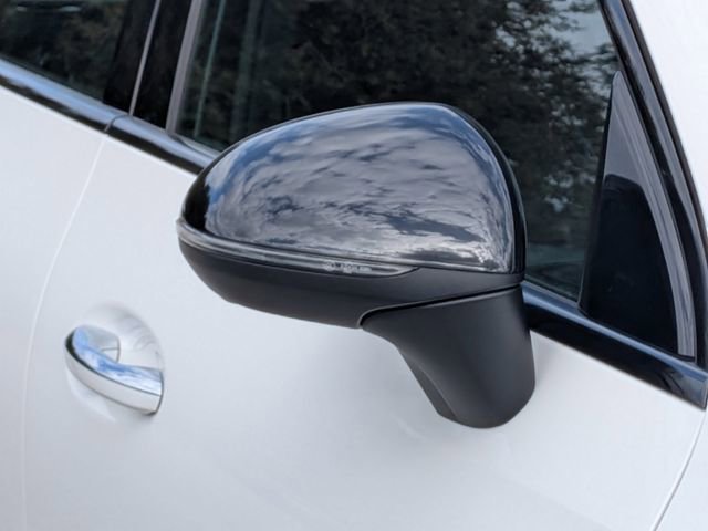 Used 2025 Mercedes-Benz GLC 43 AMG 4MATIC image 8