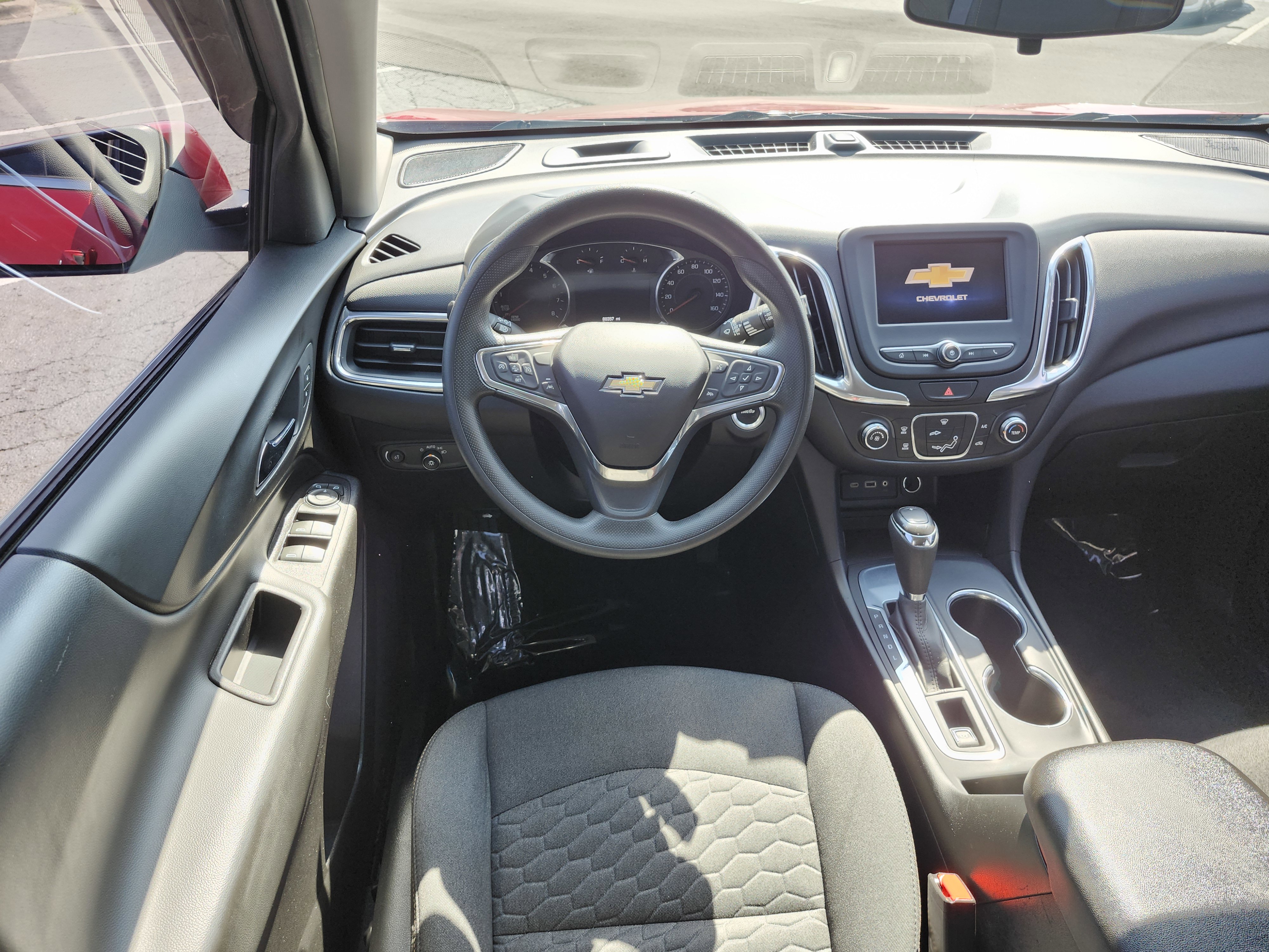 Used 2020 Chevrolet Equinox LT FWD image 26
