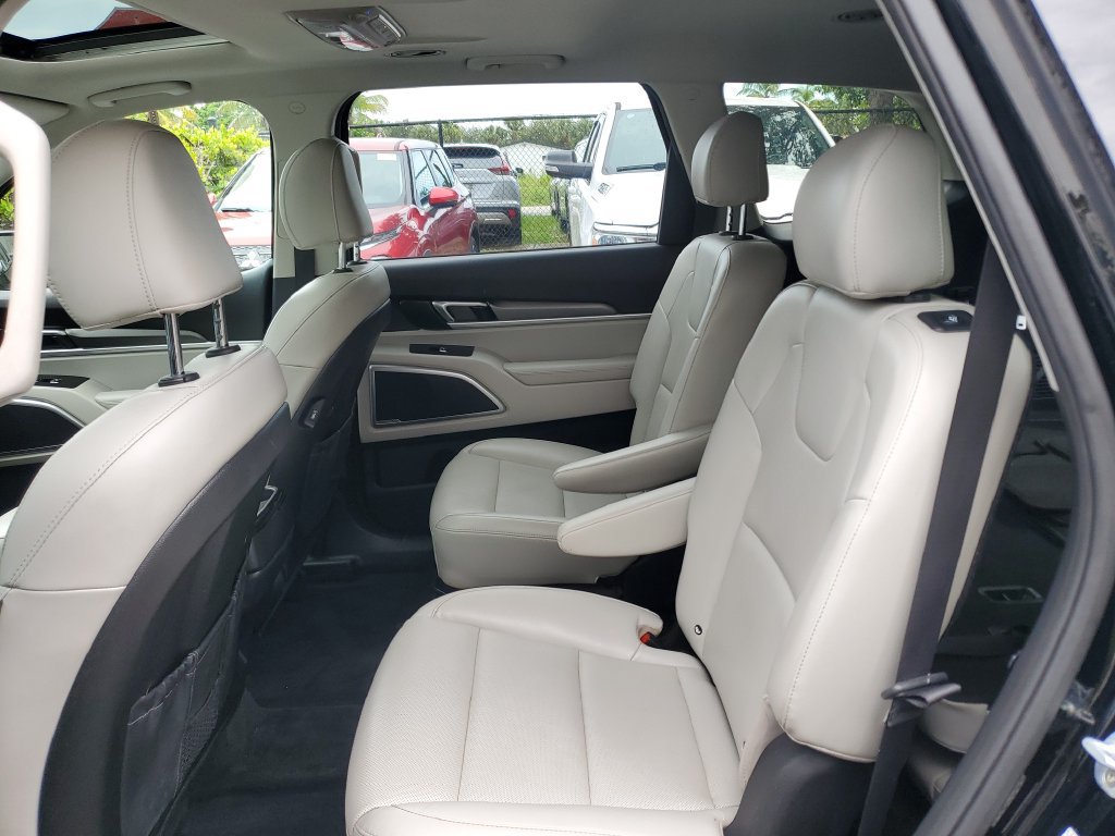 Used 2020 Kia Telluride S AWD/4WD image 10