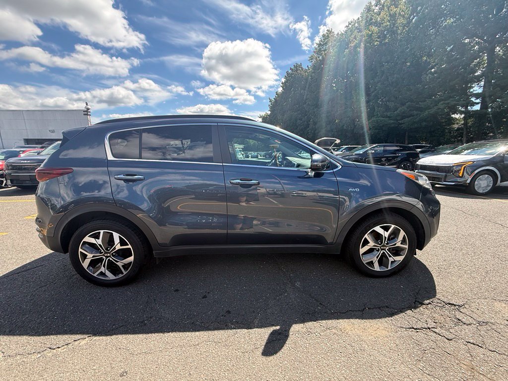 Used 2022 Kia Sportage EX AWD/4WD image 8