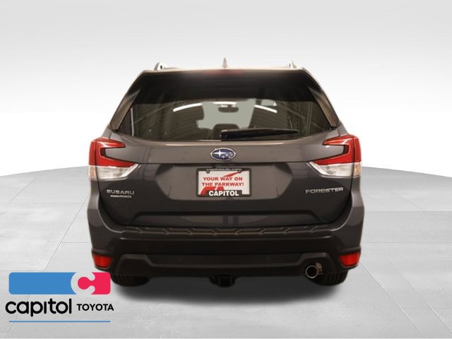 Used 2022 Subaru Forester Limited w/ Popular Package #3 AWD/4WD image 3