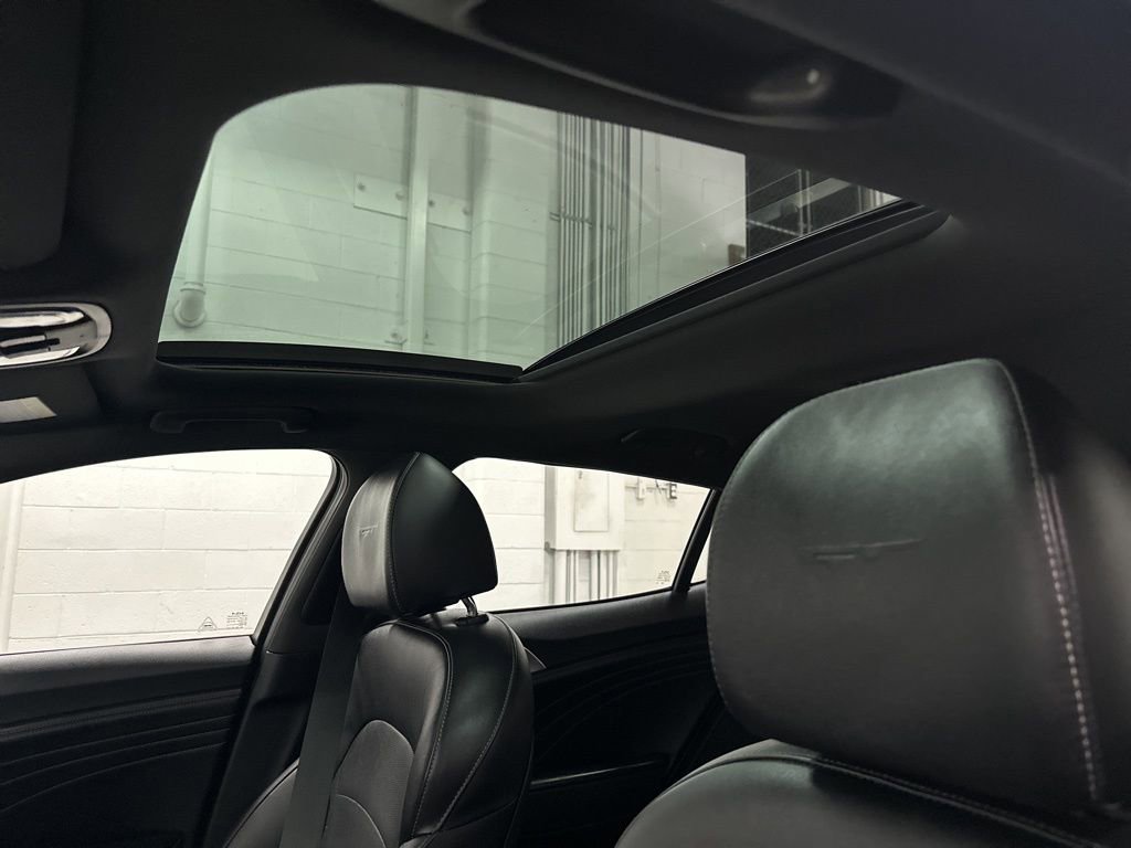 Used 2022 Kia Stinger GT2 RWD image 34