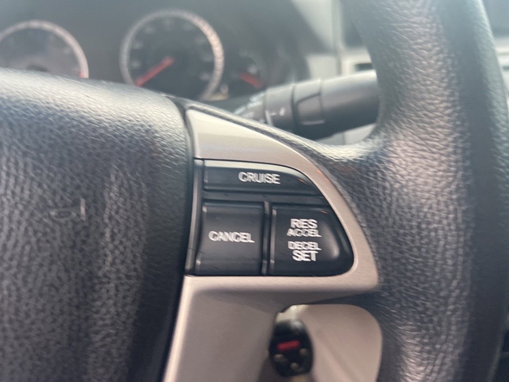 Used 2011 Honda Accord EX image 31