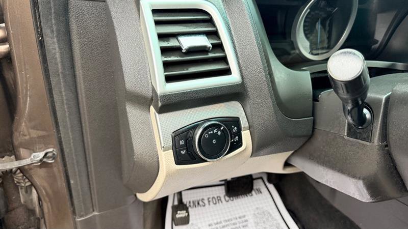 Used 2015 Ford Explorer XLT w/ Equipment Group 201B image 35