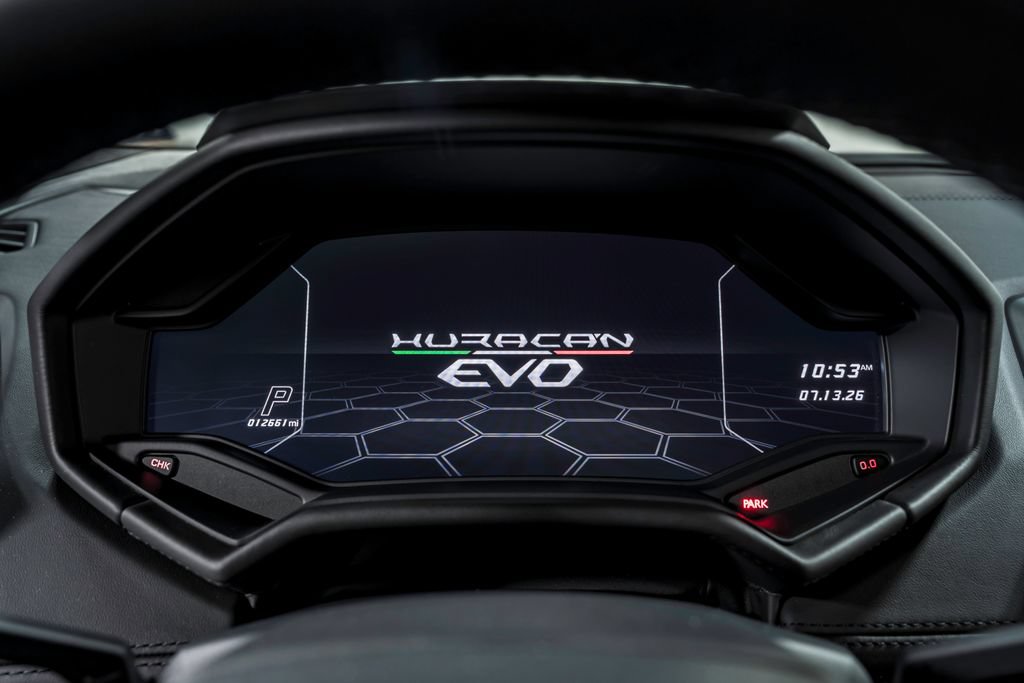 Used 2022 Lamborghini Huracan EVO AWD/4WD image 14