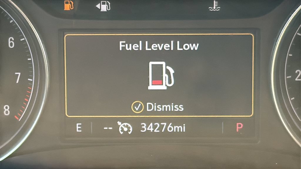 Used 2024 Buick Enclave Essence FWD image 19