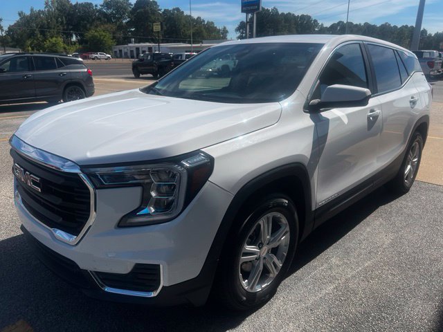 Used 2024 GMC Terrain SLE FWD image 5