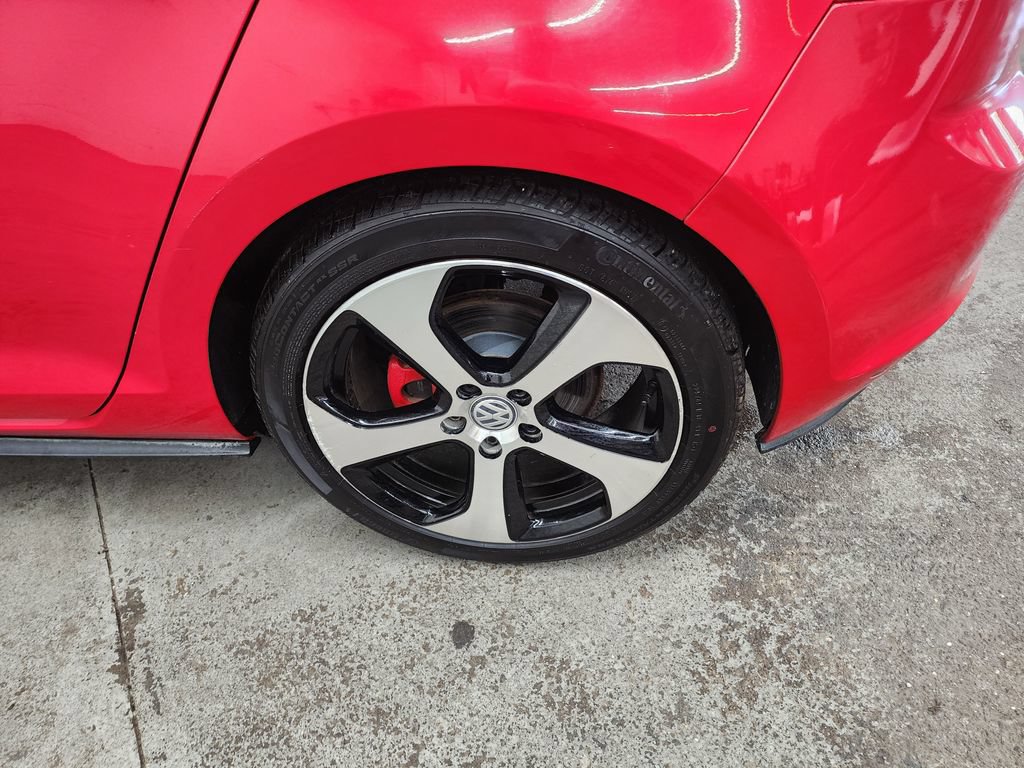 Used 2015 Volkswagen GTI S FWD image 33