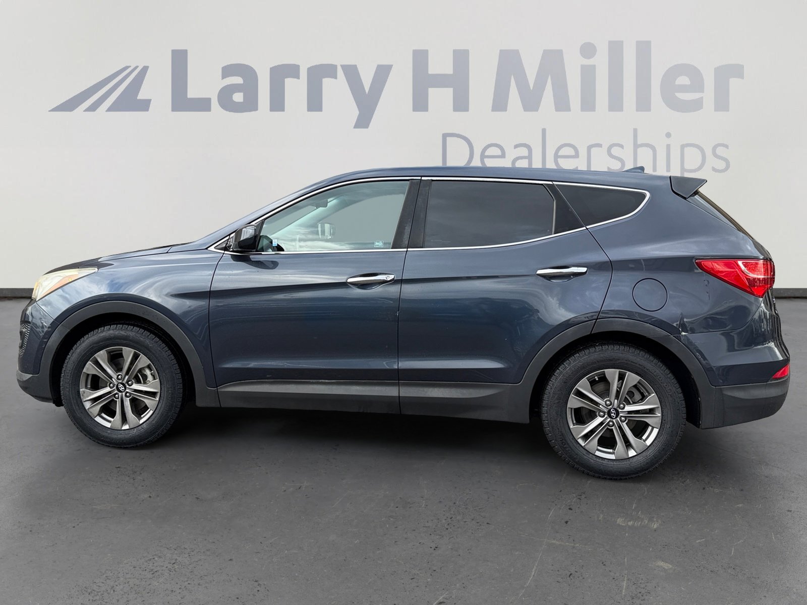 Used 2016 Hyundai Santa Fe Sport image 2