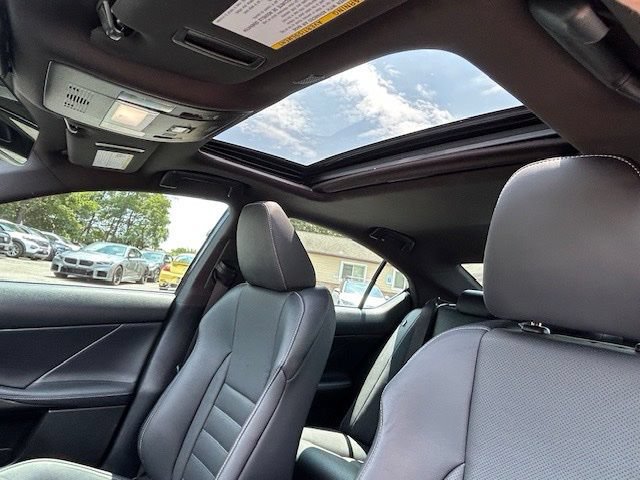 Used 2022 Lexus IS 350 F Sport w/ Navigation Package RWD image 29