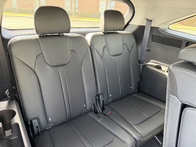 Certified 2025 Kia Sorento S image 30