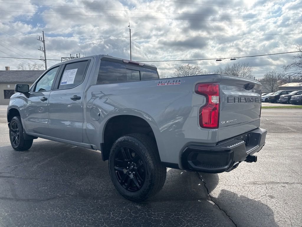 Used 2024 Chevrolet Silverado 1500 LT Trail Boss w/ Convenience Package II AWD/4WD image 5