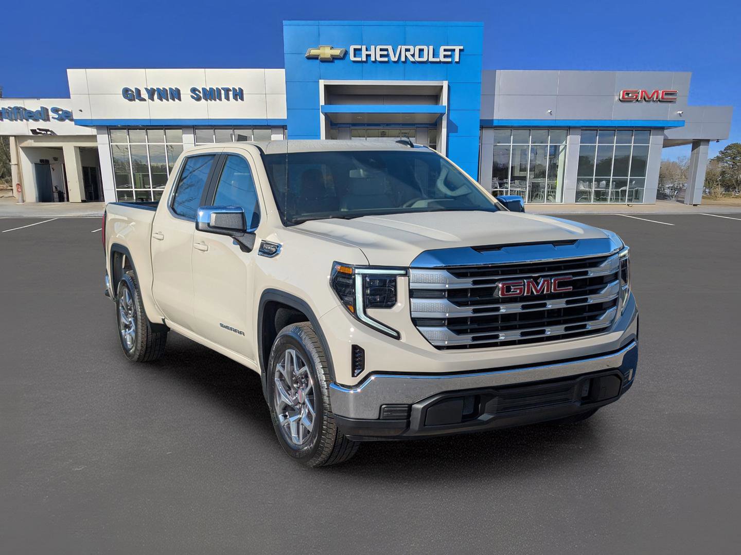 New 2026 GMC Sierra 1500 SLE image 3