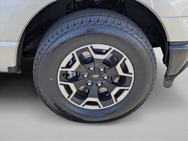 Used 2023 Ford F150 Lightning Pro AWD/4WD image 24