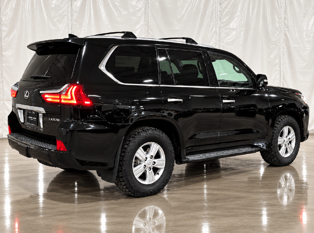 Used 2016 Lexus LX 570 4WD w/ Luxury Package image 6