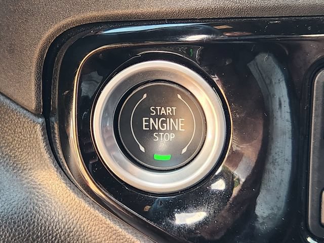 Used 2023 Chevrolet Silverado 1500 ZR2 w/ Technology Package AWD/4WD image 20