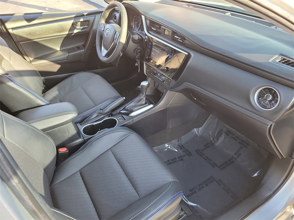 Used 2018 Toyota Corolla SE image 15
