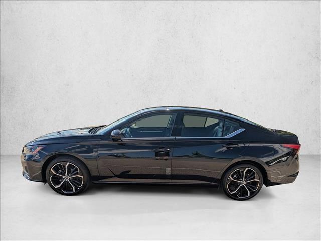 Used 2024 Nissan Altima 2.5 SR FWD image 8