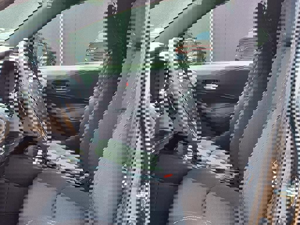 Used 2024 Toyota Corolla SE image 10