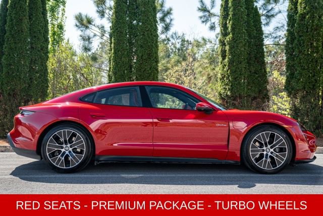 Used 2024 Porsche Taycan image 12