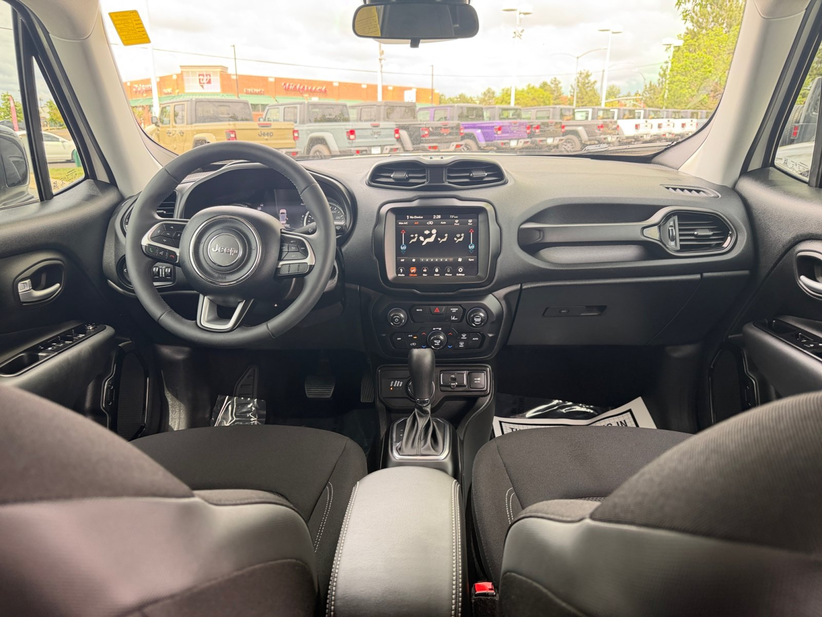 Used 2023 Jeep Renegade Altitude AWD/4WD image 20