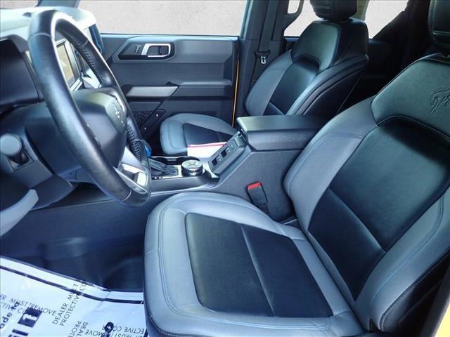 Used 2022 Ford Bronco Black Diamond image 10