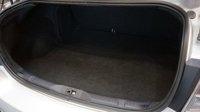 Used 2010 Nissan Sentra 2.0 SR image 38