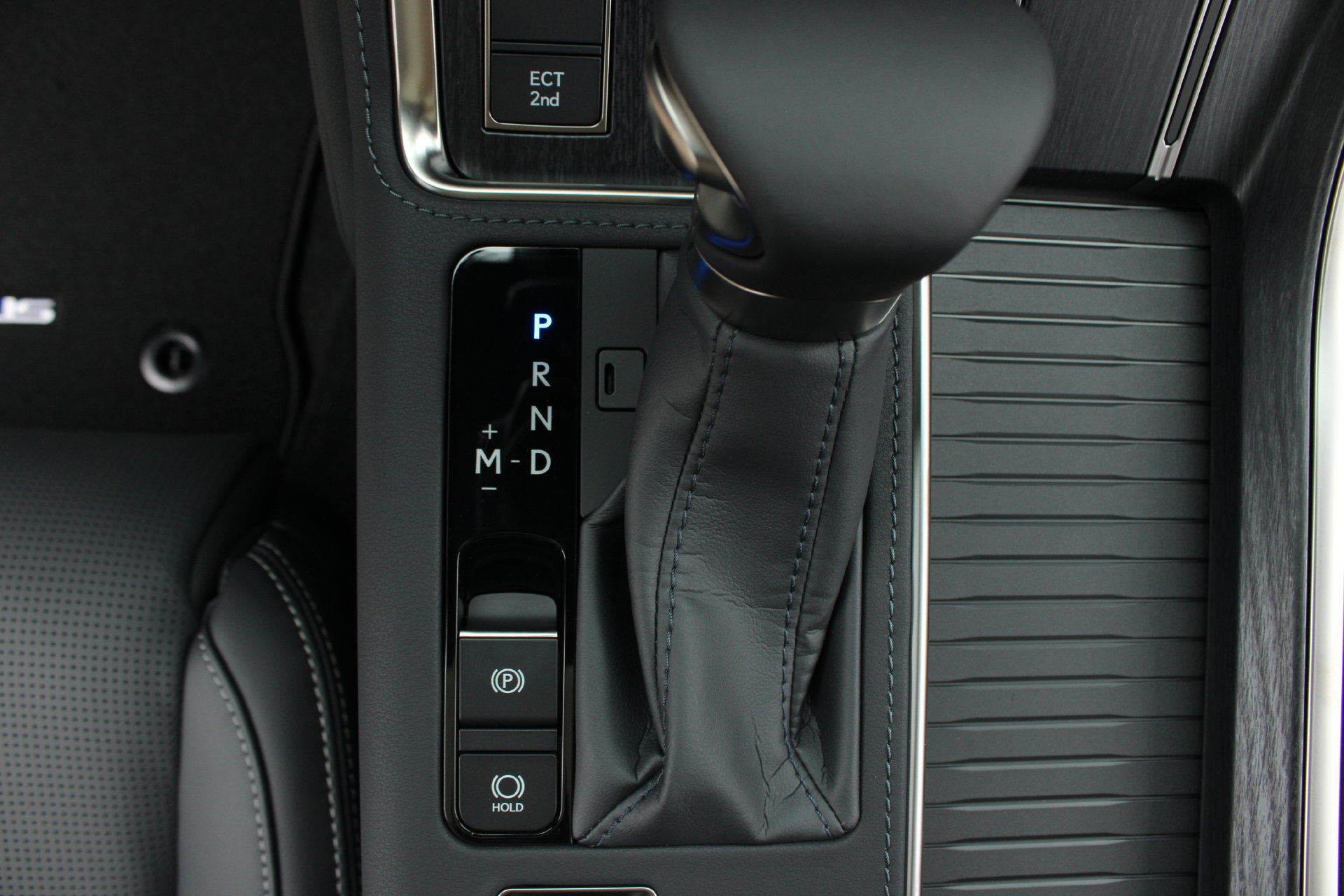 Used 2026 Lexus GX 550 AWD/4WD image 19