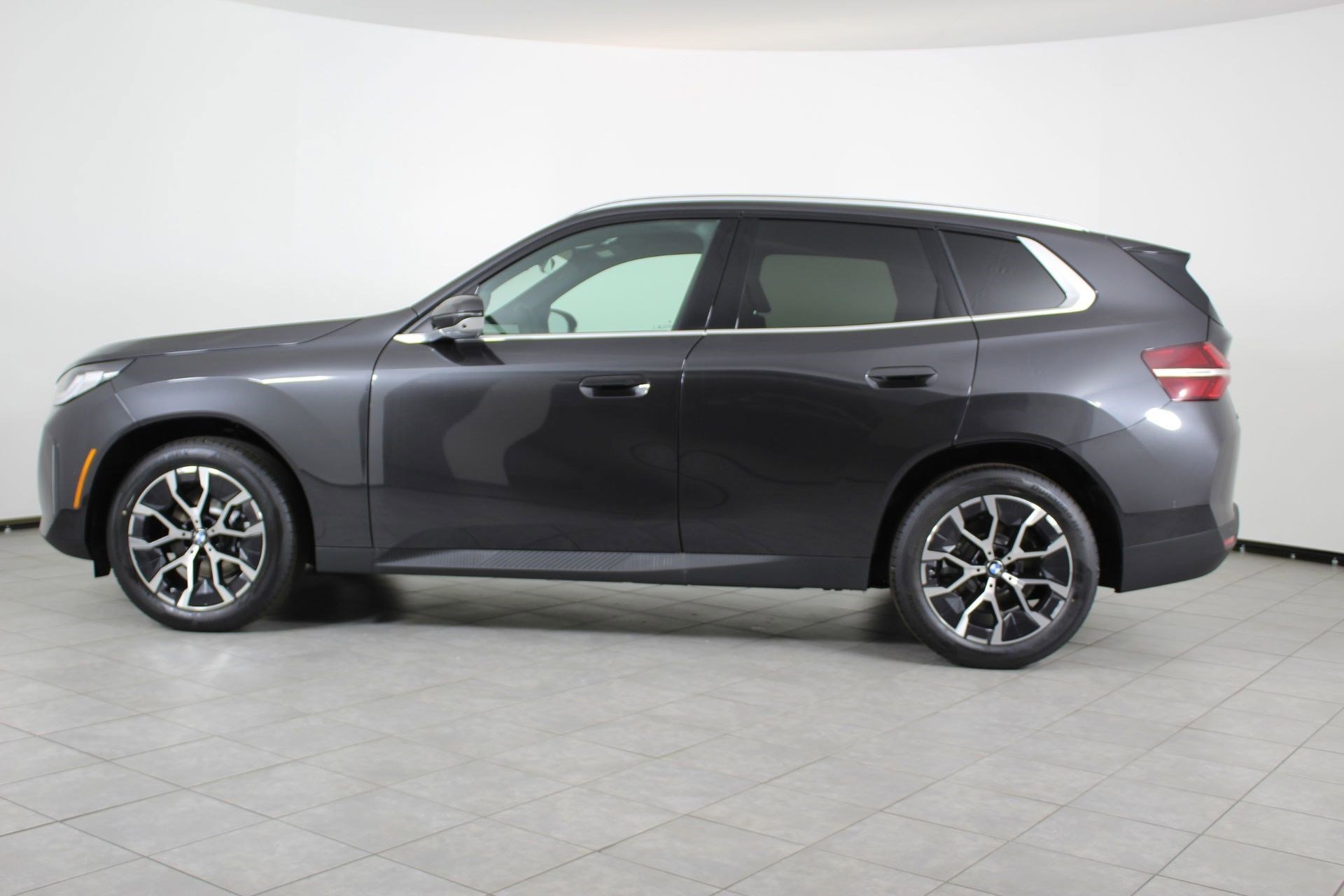 New 2026 BMW X3 xDrive30 w/ Premium Package AWD/4WD image 2
