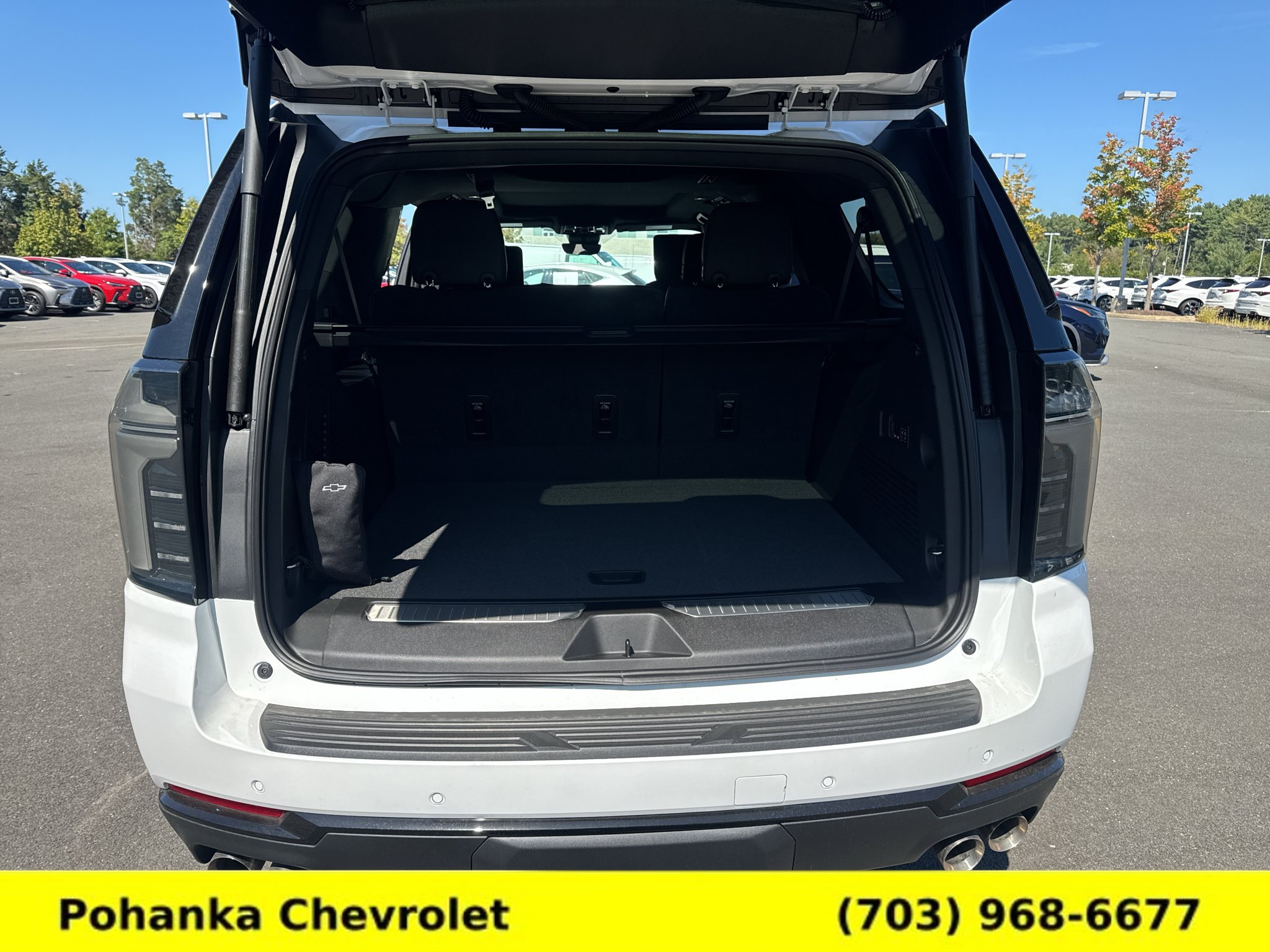 New 2026 Chevrolet Suburban Z71 w/ Z71 Off-Road Package AWD/4WD image 35