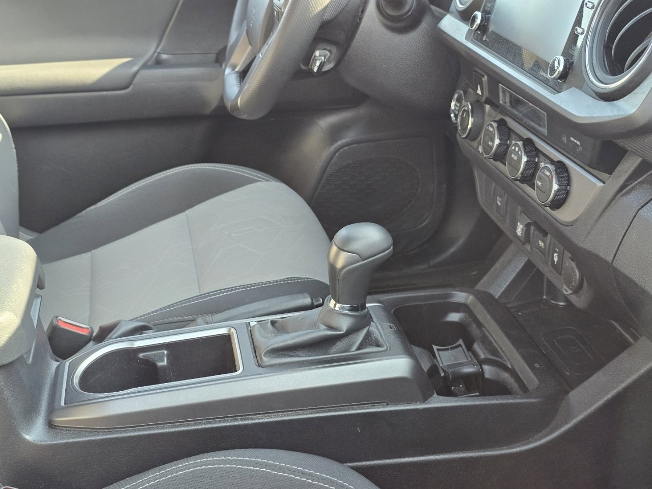 Used 2023 Toyota Tacoma TRD Off-Road AWD/4WD image 16