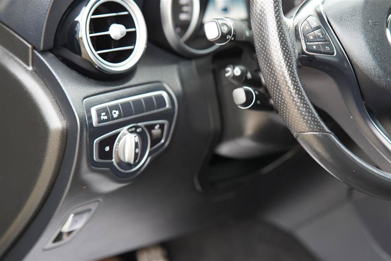 Used 2019 Mercedes-Benz GLC 300 4MATIC Coupe image 51