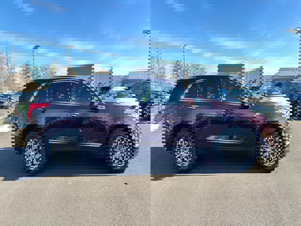 Used 2017 Cadillac XT5 Luxury w/ Driver Awareness Package image 14