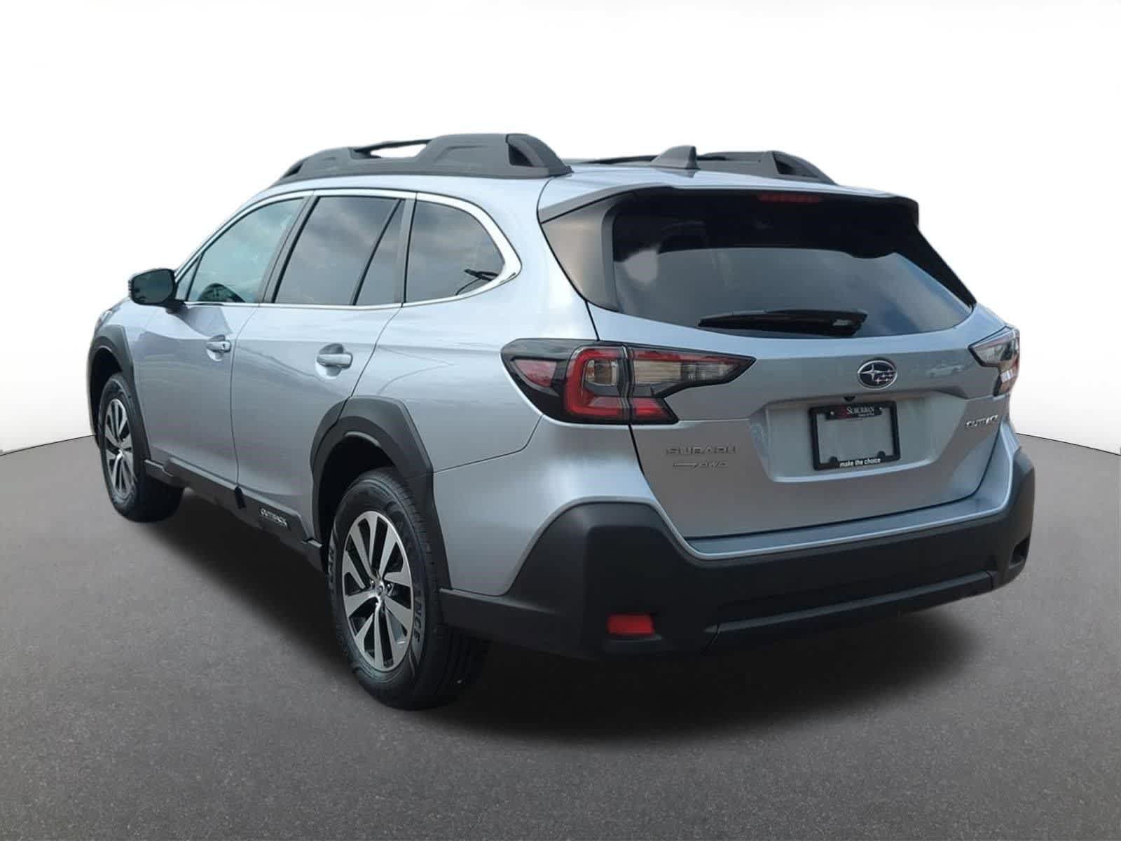 Certified 2024 Subaru Outback Premium AWD/4WD image 4