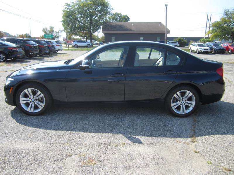 Used 2016 BMW 328i xDrive Sedan AWD/4WD image 5