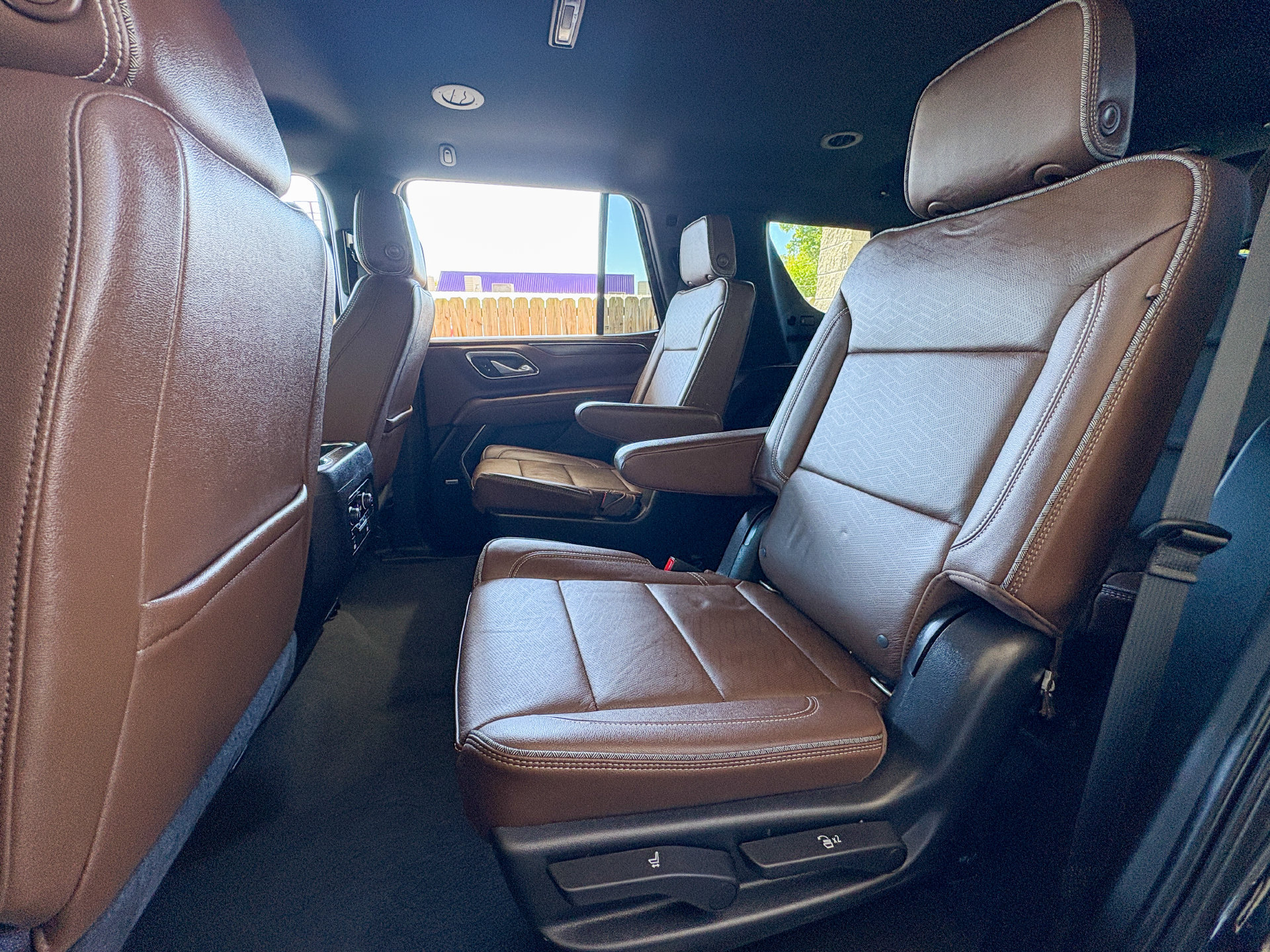 Used 2021 Chevrolet Tahoe High Country RWD image 24