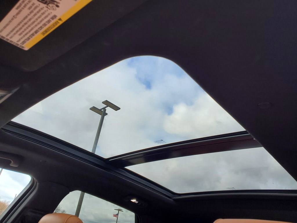 Certified 2022 Cadillac XT5 Premium Luxury image 39