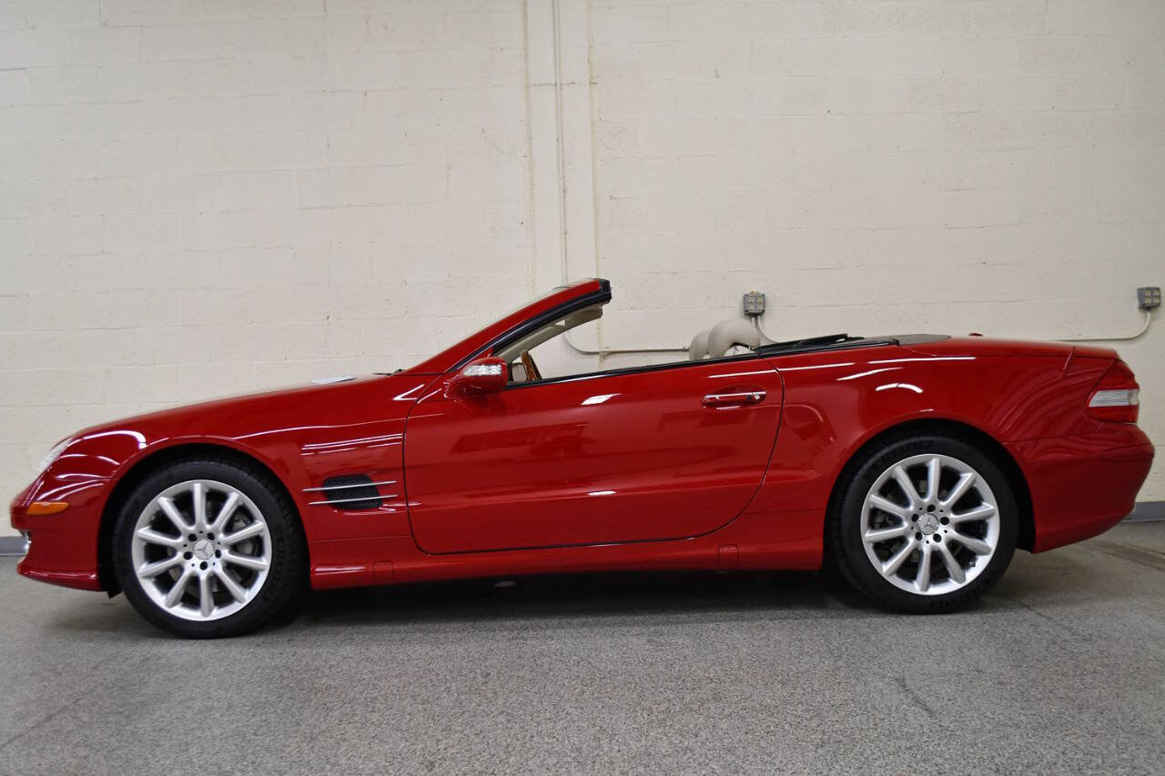 Used 2007 Mercedes-Benz SL 550 image 3
