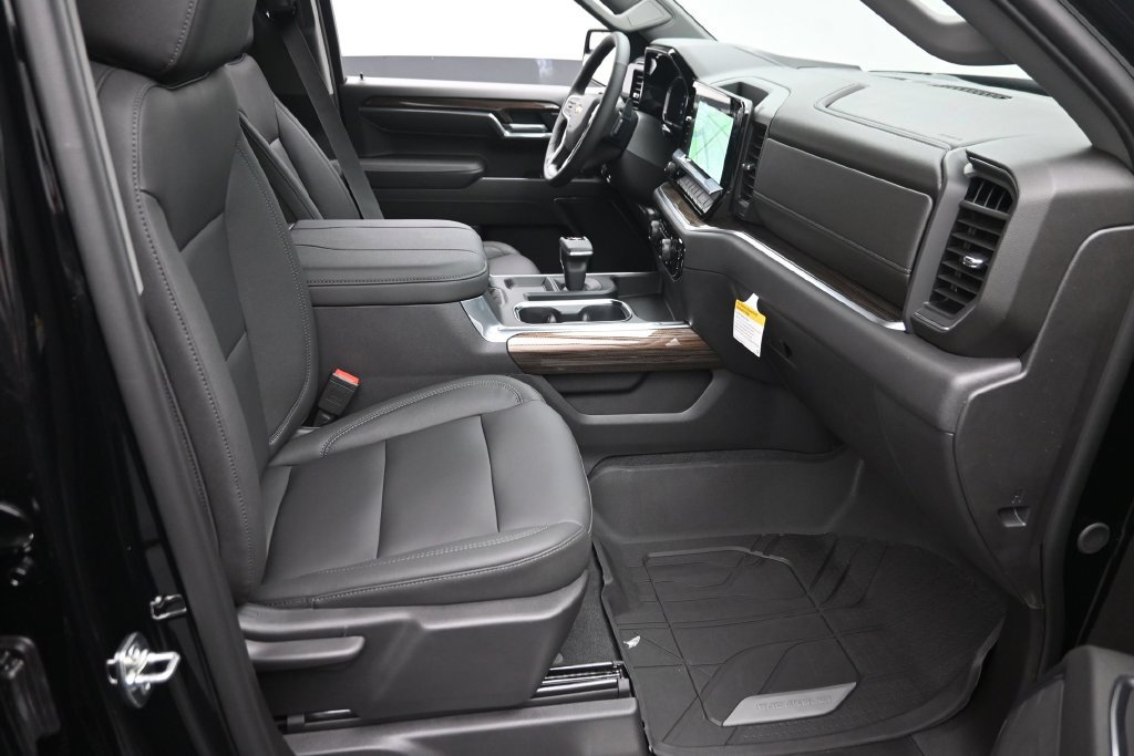 New 2026 Chevrolet Silverado 1500 LT w/ All Star Edition Plus AWD/4WD image 9
