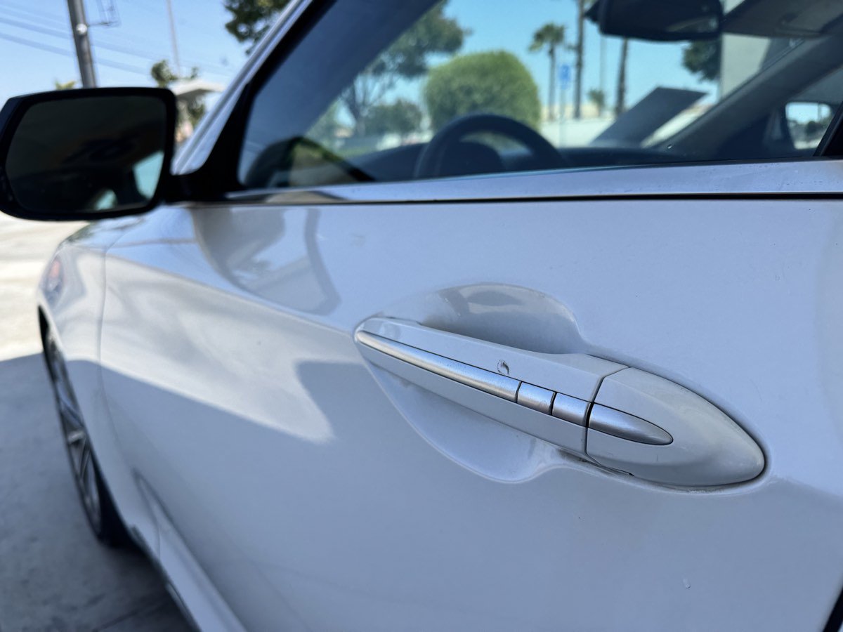 Used 2015 Hyundai Genesis 3.8 RWD image 15