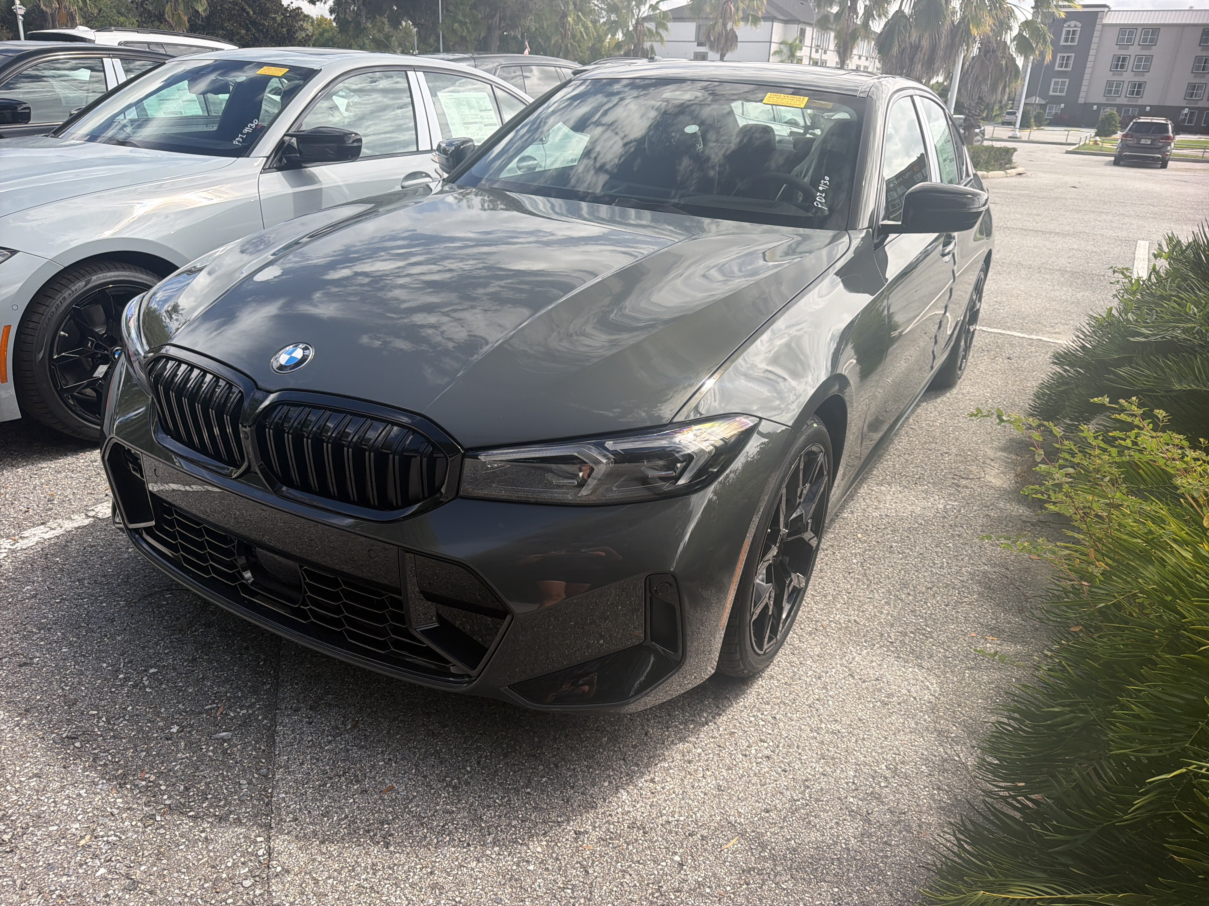 New 2026 BMW 330i Sedan w/ M Sport Package RWD image 4