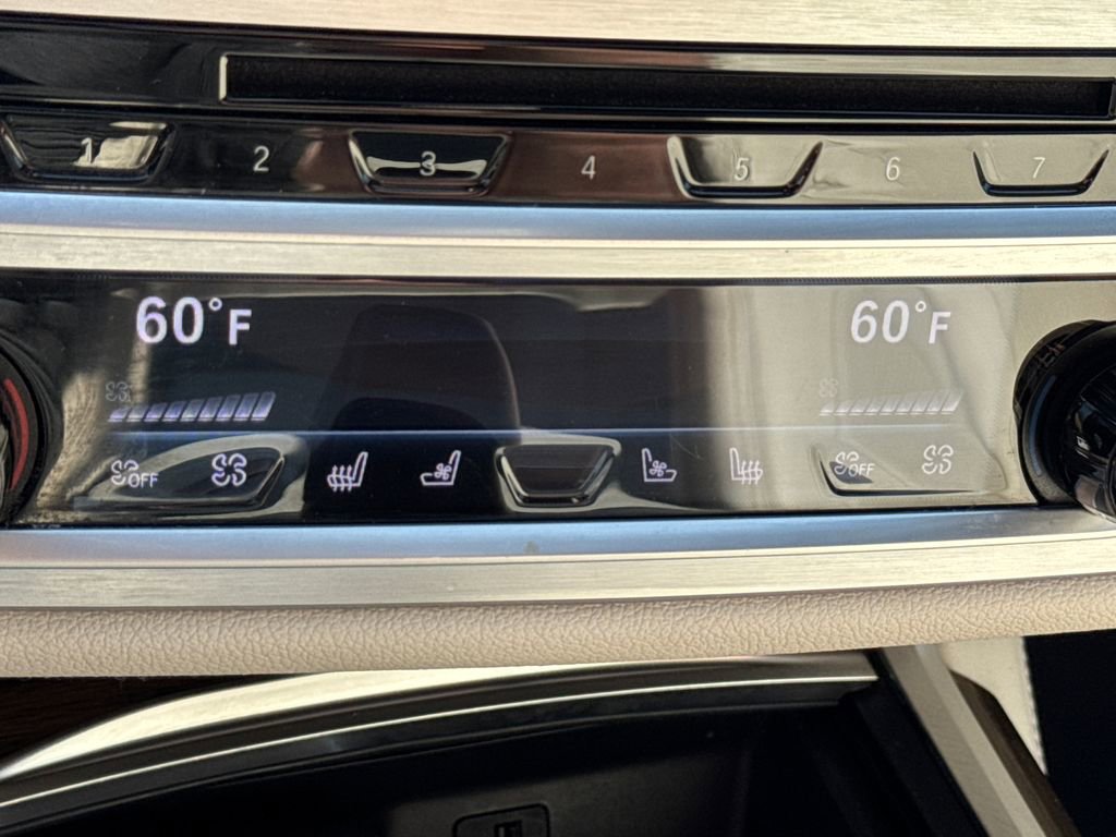 Used 2018 BMW 750i image 34