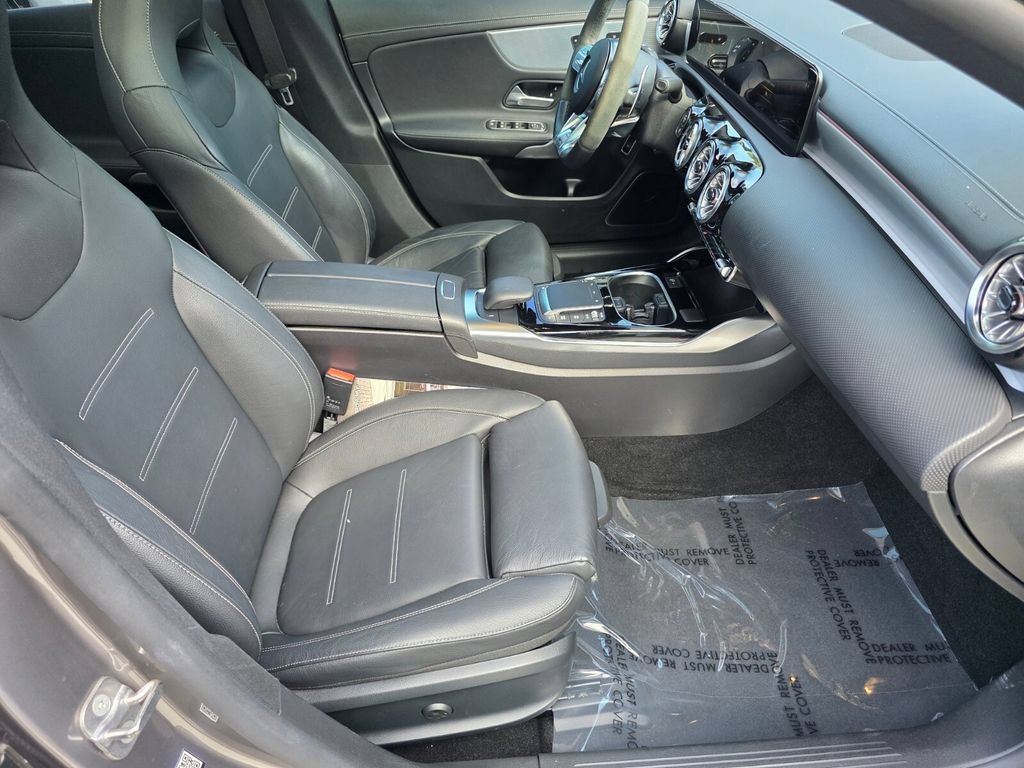Used 2023 Mercedes-Benz CLA 35 AMG 4MATIC image 25