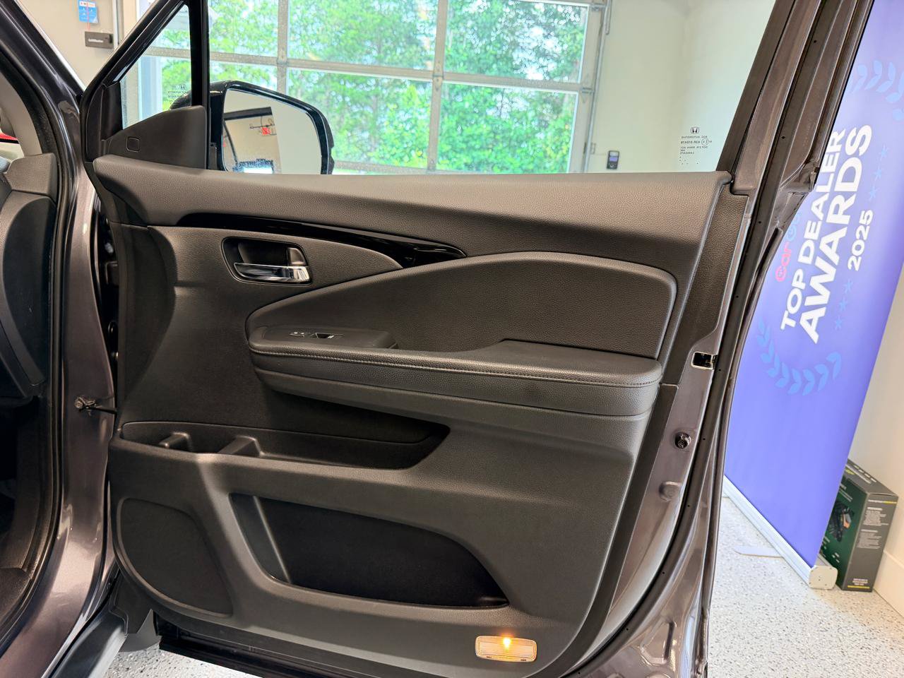 Used 2019 Honda Pilot Touring image 27