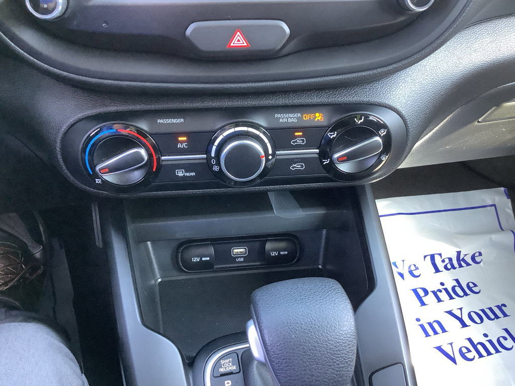 Used 2024 Kia Soul LX image 17