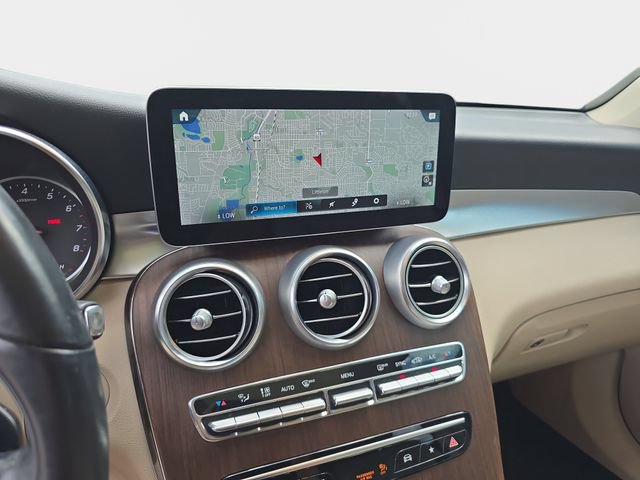 Used 2022 Mercedes-Benz GLC 300 4MATIC image 25