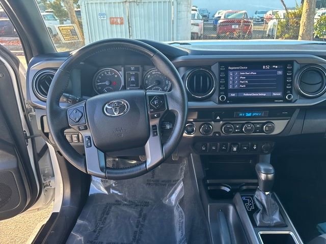 Used 2021 Toyota Tacoma TRD Off-Road w/ Technology Package image 16