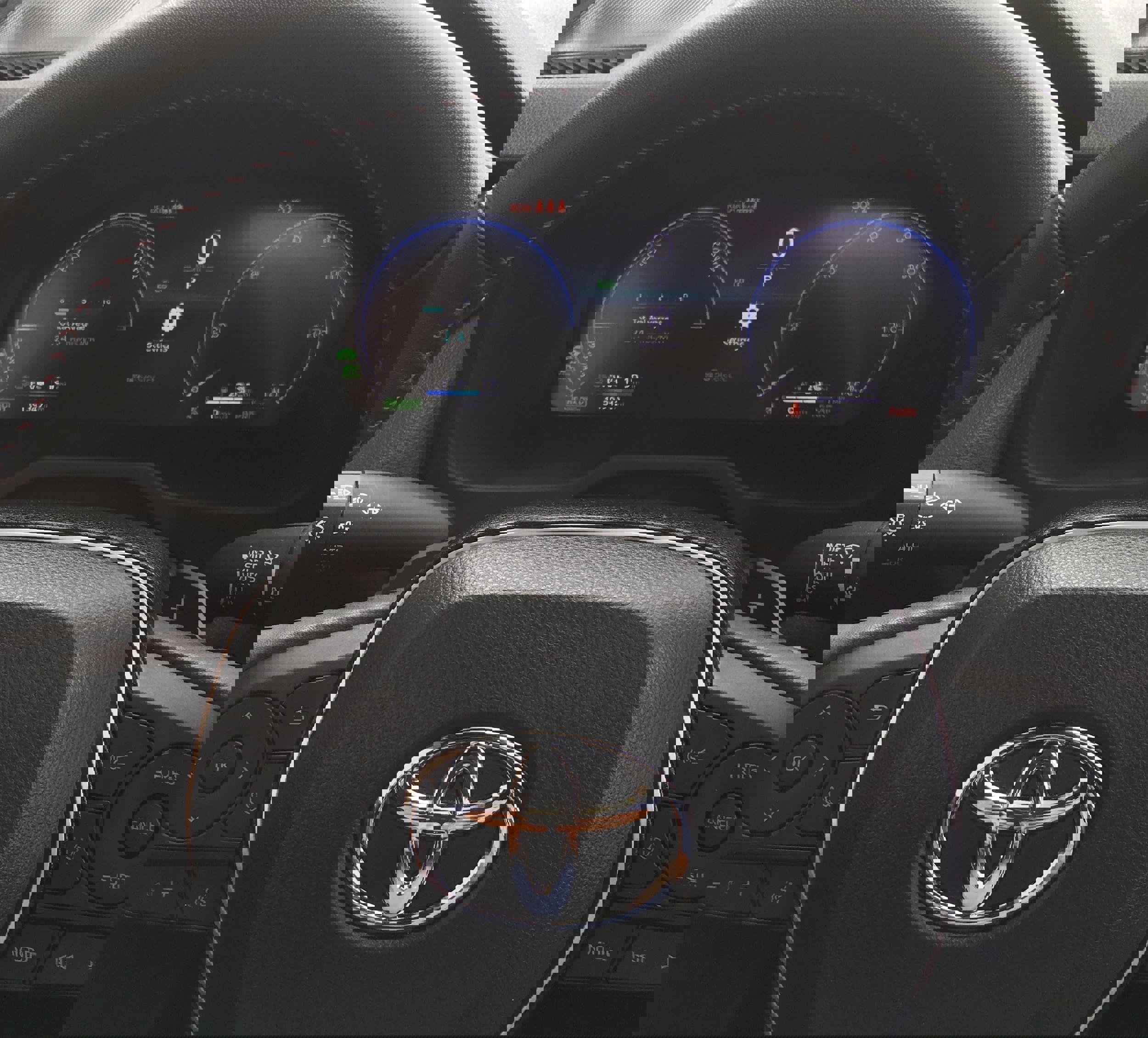 Used 2024 Toyota RAV4 XSE w/ Weather Package image 15